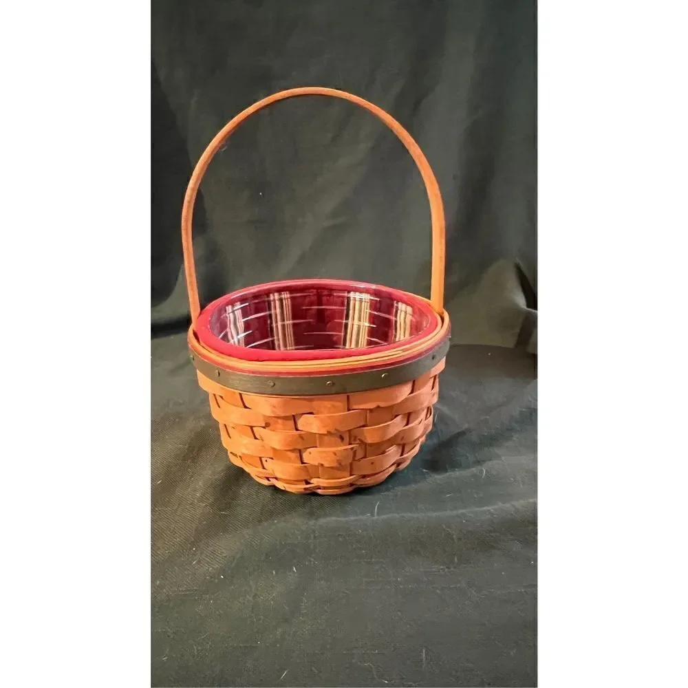 LONGABERGER HANDMADE BASKET EASTER PLEASE SEE PHOTOS FOR MEASUREMENTS EUC